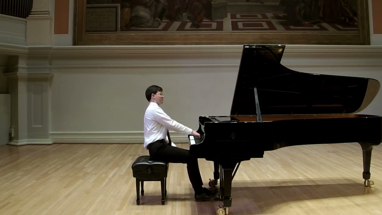 Alex Suh performing Maurice Ravel's Alborada del gracioso